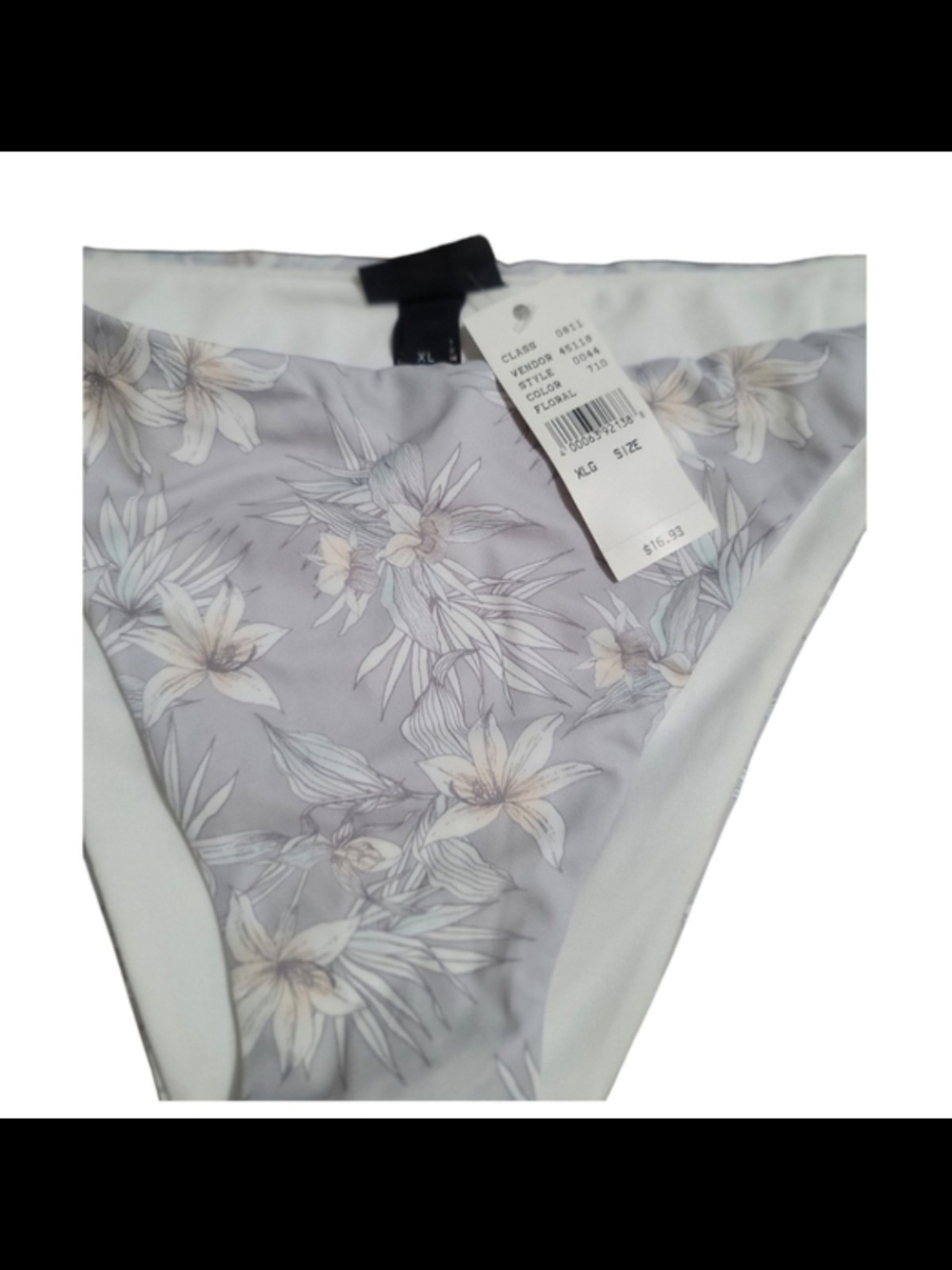 La Hearts Floral Bikini Bottoms in Light Gray and Cream - Picture 3 of 9